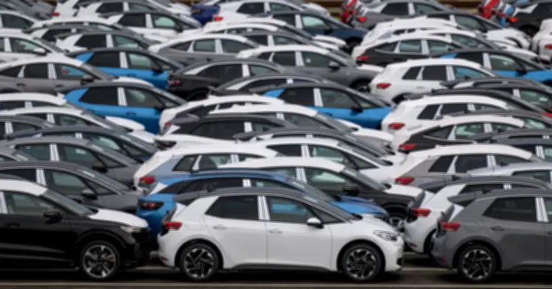 VW-Finanzsparte trotzt Konzernkrise: Milliardengewinn und ehrgeizige Ziele für 2026