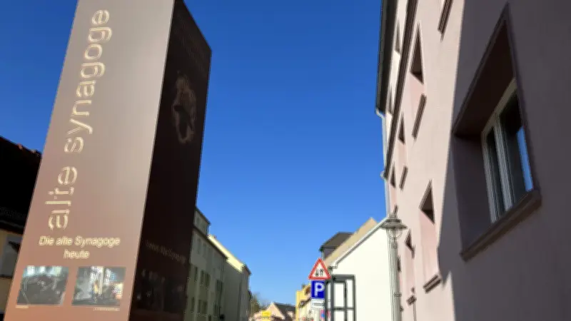 Wanderausstellung in Stavenhagen zeigt jüdisch-christliche Verbindungen