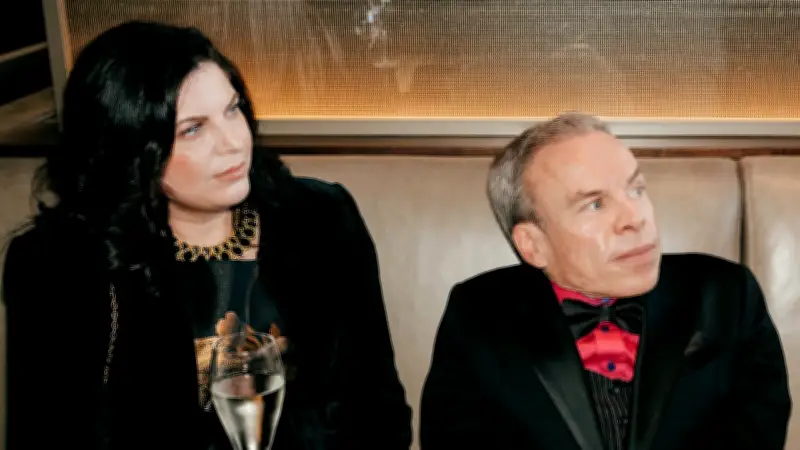 Warwick Davis: Neue Liebe Yvette begleitet ihn zur Ehrung durch Prinz William