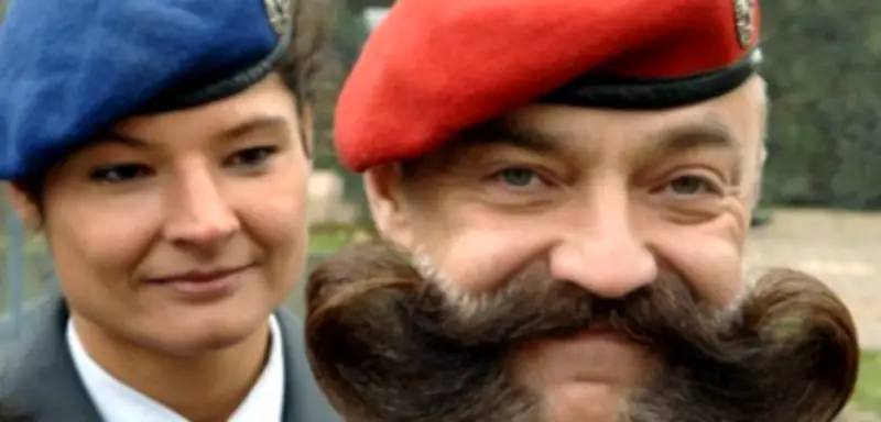 Wehrbeauftragter fordert neuen Haar- und Barterlass für Bundeswehrsoldaten