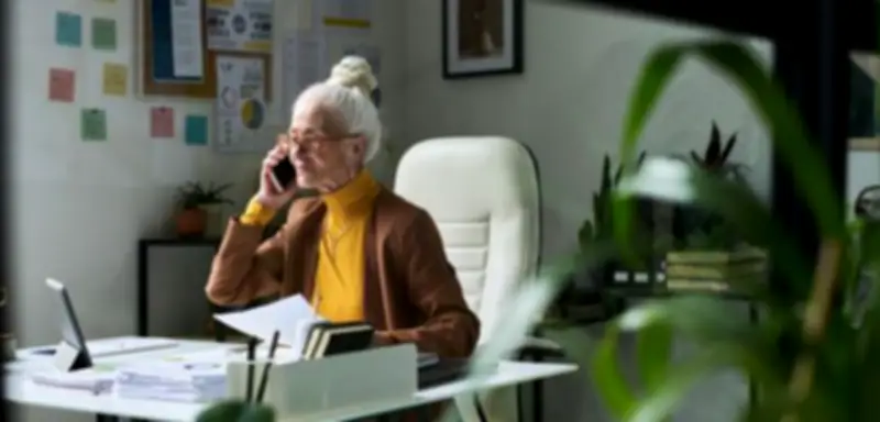 Weiterarbeiten im Rentenalter: Drei Menschen um 70 erzählen ihre Beweggründe