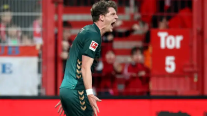 Werder Bremen beendet Krise mit Doppelsieg: Jens Stage führt als Leader