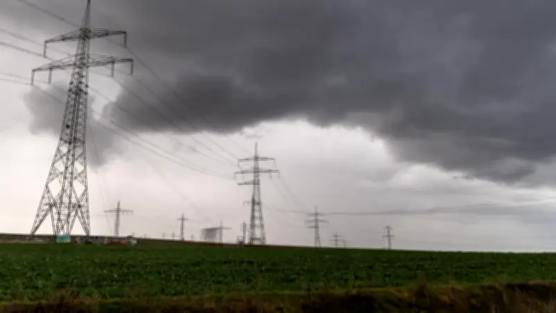 Wetter-Knick: Sturm und Kältewelle erfassen Deutschland - Schnee-Schock am Wochenende
