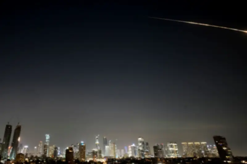 Widersprüchliche Signale im Iran-Konflikt: Trump setzt Angriffe aus, doch Kämpfe gehen weiter