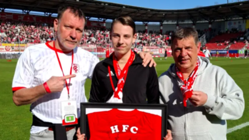 Wie ein 15-jähriger Junge aus Blankenheim den Halleschen FC mit seinem Taschengeld rettete