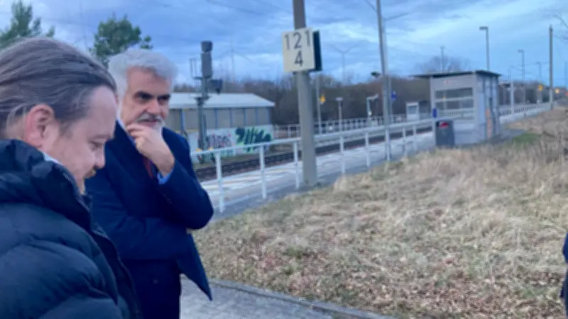 Windkraft-Konflikt in Wittenberg: Minister trifft auf erbitterten Bürgerprotest