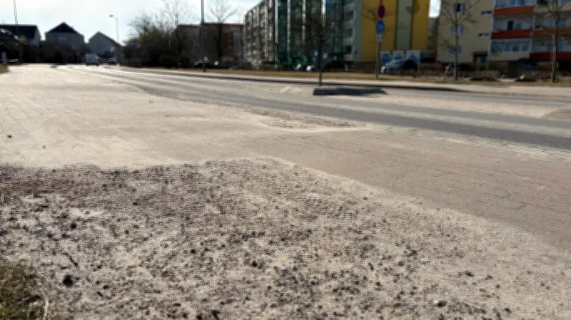 Winter-Altlasten in Waren: Was passiert mit dem Streusand im Abwasser?