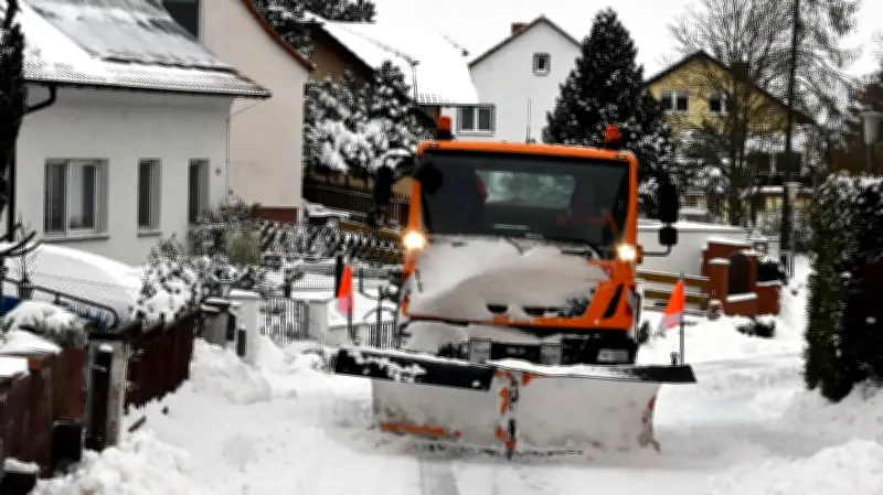 Winterdienst in Weißenfels: Positives Fazit nach Saisonende - Stadt plant Neujustierung