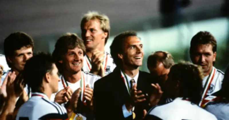 WM-Doku 'Ein Sommer in Italien' feiert Premiere: Die Helden von 1990 treffen sich in München