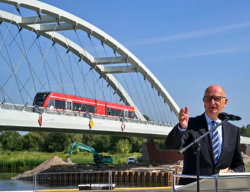 Woidke kritisiert Ungleichbehandlung: Infrastruktur im Osten hinkt hinterher