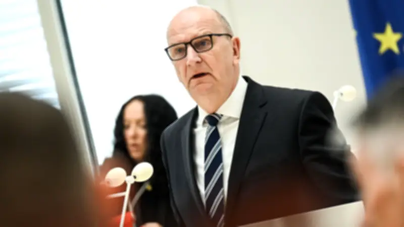 Woidkes Regierungserklärung: Neuanfang in Brandenburg mit SPD-CDU-Koalition