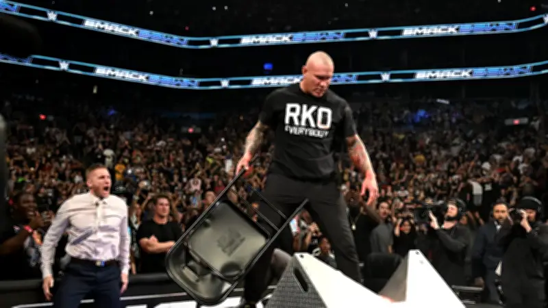 WWE SmackDown: Champion fordert Rache vor WrestleMania - Jetzt die neue Folge sehen
