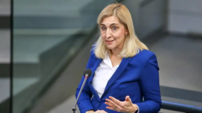 XXL-Sparpaket: Gesundheitsreform soll 75 Millionen Versicherte entlasten