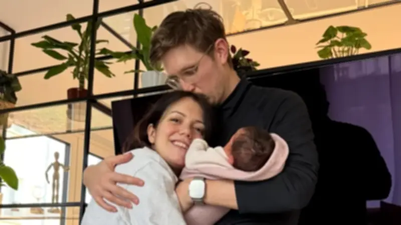 YouTube-Star Malwanne ist Mama: Baby-Wanne erblickt das Licht der Welt