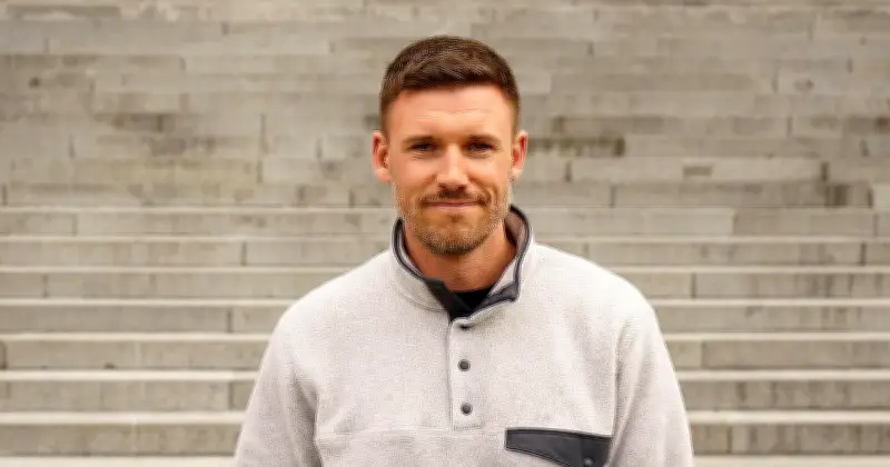 ZDF-Moderator Marvin Fischer bittet um leere Bühne für Premiere bei 'Hallo Deutschland'