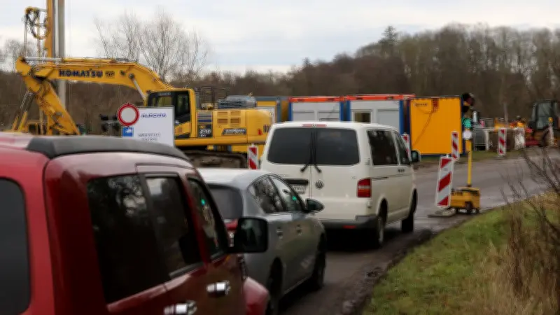 Zehnwöchige Vollsperrung der B110 zwischen Demmin und Kruckow steht bevor