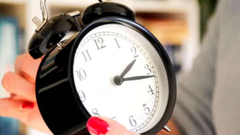 Zeitumstellung 2026: Warum Ihre Heizungssteuerung jetzt ein Update benötigt