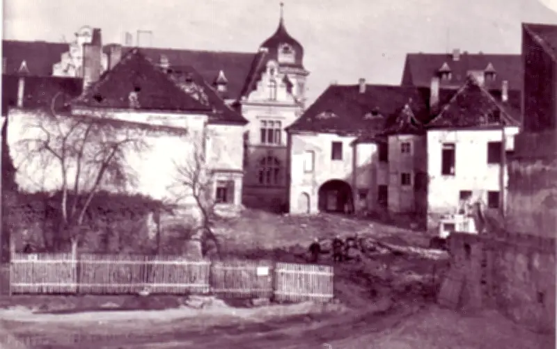 Zeitzer Domfreiheit: Historisches Erbe und Abriss im Herbst 1975