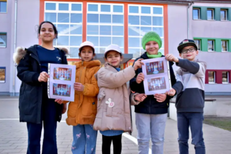 Zirkusprojekt in Zeitz: 175 Grundschüler werden zu Artisten unter dem echten Zirkuszelt