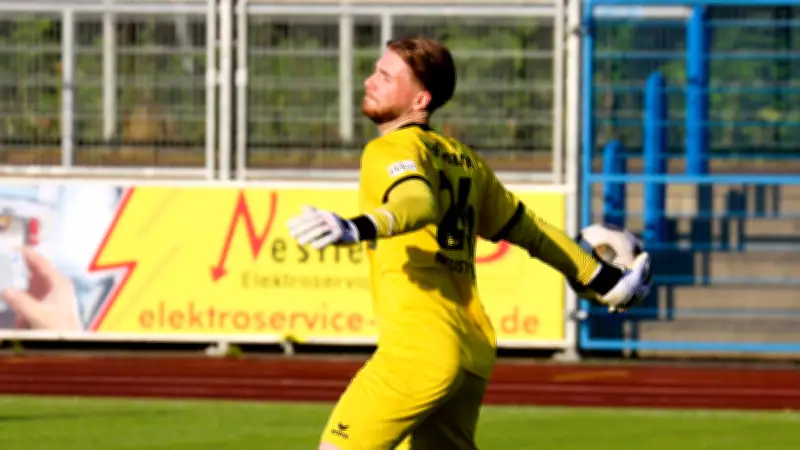 Zwischen Glaube und Fußball: Torwart Höftmann fühlt sich in Neustrelitz angekommen
