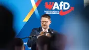 AfD in Brandenburg strebt absolute Mehrheit an – interne Konflikte treiben Gründungsmitglied aus