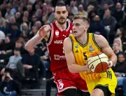 Alba Berlin ringt sich zum Sieg in Griechenland und wahrt Chance auf Gruppensieg