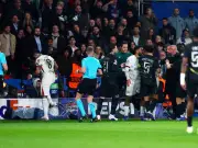 Balljunge löst Rudelbildung im Champions-League-Kracher zwischen Paris und Chelsea aus