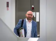 Brandenburg: Rot-Schwarz-Koalition startet mit neuer Ministerriege und Sparkurs