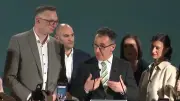 Cem Özdemir würdigt Winfried Kretschmann nach 15 Jahren Amtszeit in emotionaler Rede