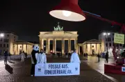 Earth Hour 2026: Brandenburger Tor und Wahrzeichen weltweit im Dunkeln für den Klimaschutz