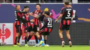 Eintracht Frankfurt: Zwei fast verkaufte Stars werden unter Riera zu Schlüsselspielern