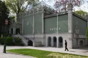 EU-Politiker drohen Kunstbiennale Venedig mit Zuschuss-Stopp wegen russischem Pavillon