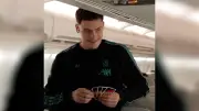Ex-Bundesliga-Star zieht Florian Wirtz beim Uno-Spiel im Flugzeug ab