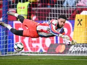 FC Bayern: Jugendschutzgesetz stellt Einsatz von Torwart-Talent Prescott in Frage