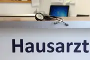 Hausärzte fordern radikale Einsparungen bei Krankenkassen-Verwaltung