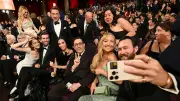 Hinter den Kulissen der Oscars: Selfies, Snacks und geheime Momente