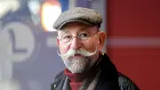 Horst Lichter enthüllt: So entsteht sein legendärer Zwirbelbart – und so sieht er ohne aus