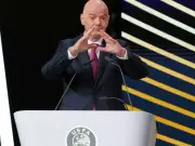 Infantino will Rote Karte für Mund-Zuhalten: FIFA-Boss kündigt harte Maßnahmen an