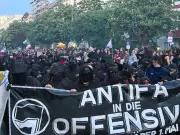 Linksradikale Szene mobilisiert mit aggressiven Parolen zur 1.-Mai-Demo in Berlin