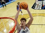 March Madness: Eric Reibe erreicht Viertelfinale mit UConn Huskies