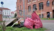 Müllfischer-Aktion in Dessau-Roßlau: Freiwillige sammeln Berge von Abfall in Stadt und Natur