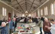 Modellbahnclub Wittenberg feiert 50. Tauschmarkt mit Blech-Modellen und Kulissen