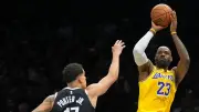 NBA-Historie: LeBron und Bronny James vollführen ersten Vater-Sohn-Assist