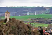 Neue B87-Saalebrücke bei Bad Kösen vor Fertigstellung - Eröffnungstermin in Sicht