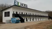 Neues EIL Hotel in Eisleben-Helfta eröffnet im Gewerbegebiet mit Blick auf Aryzta