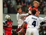 Oliver Kahn erinnert sich an legendäres Fäuste-Tor vor 25 Jahren