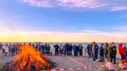 Osterfest an der Ostseeküste: Märkte, Feuer und Frühlingsstimmung trotz Wetterkapriolen
