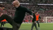 Pep Guardiola rastet nach ManCitys Ligapokal-Sieg aus: Jubel, Tritte und Zukunftsfragen