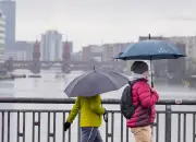 Regenschauer und Nachtfrost: Unbeständiges Wetter in Berlin und Brandenburg