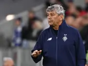 Rumäniens Nationaltrainer Lucescu nach Kollaps im Krankenhaus - Spiel gegen Slowakei ohne ihn